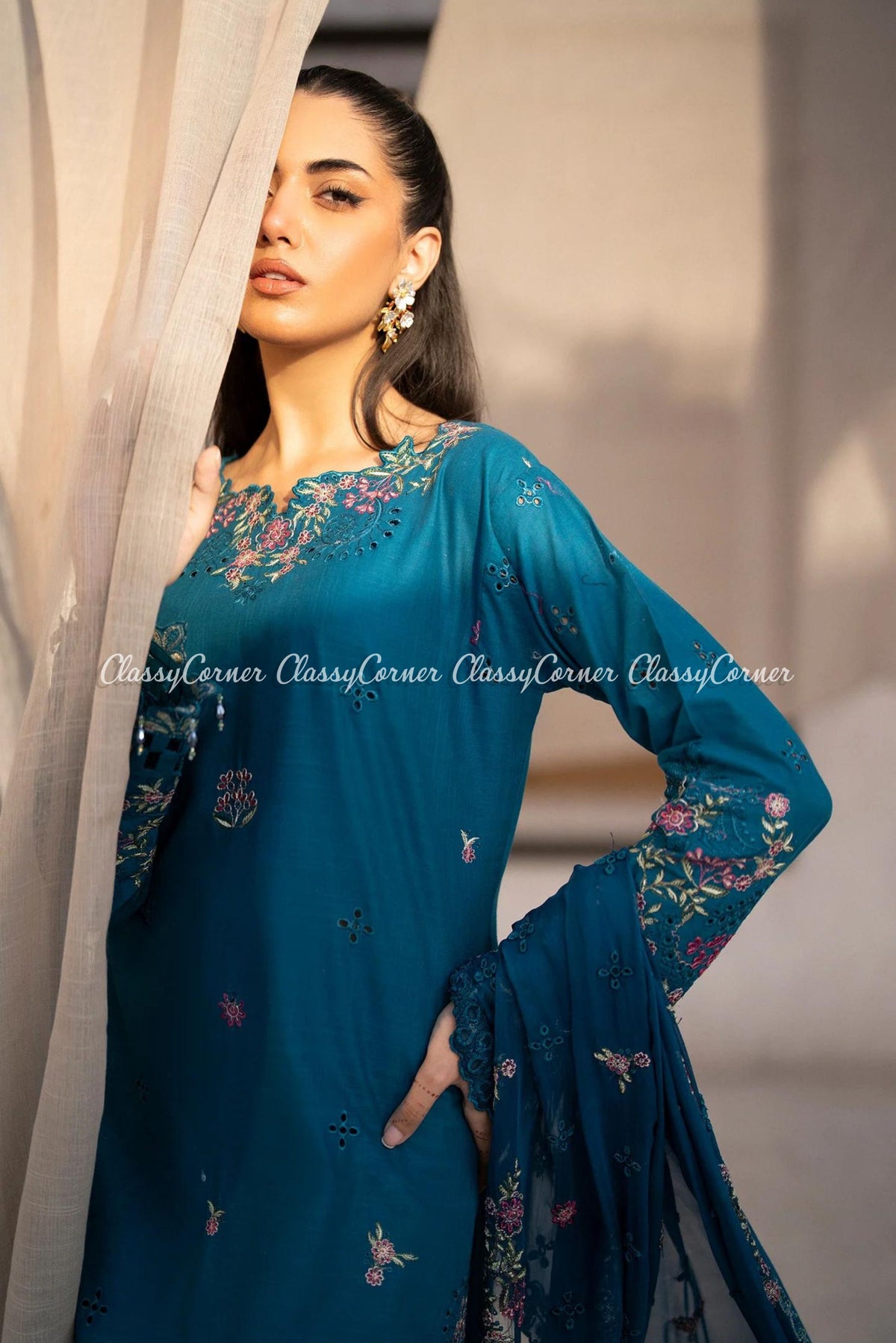 wedding guest outfits pakistani