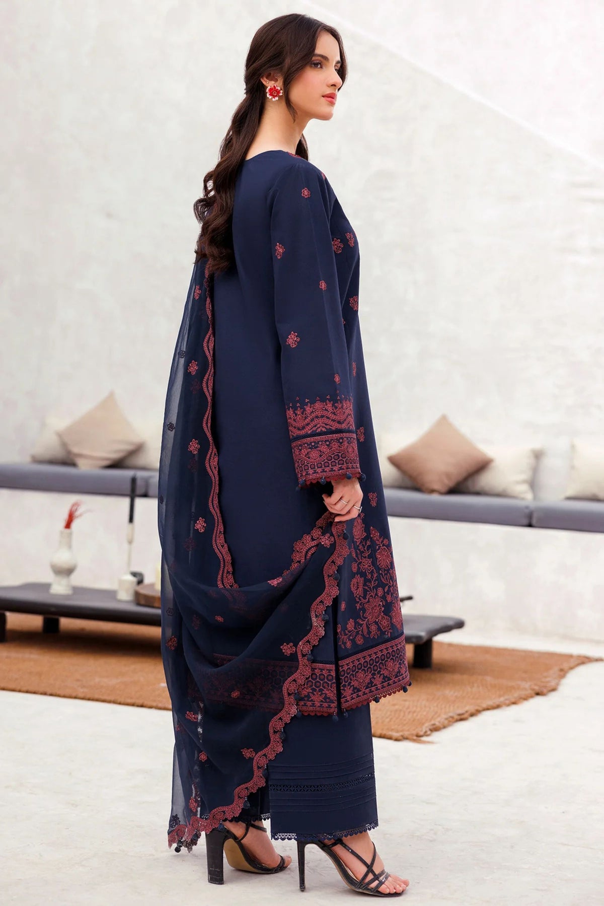Women Pakistani Semi Formal Suits