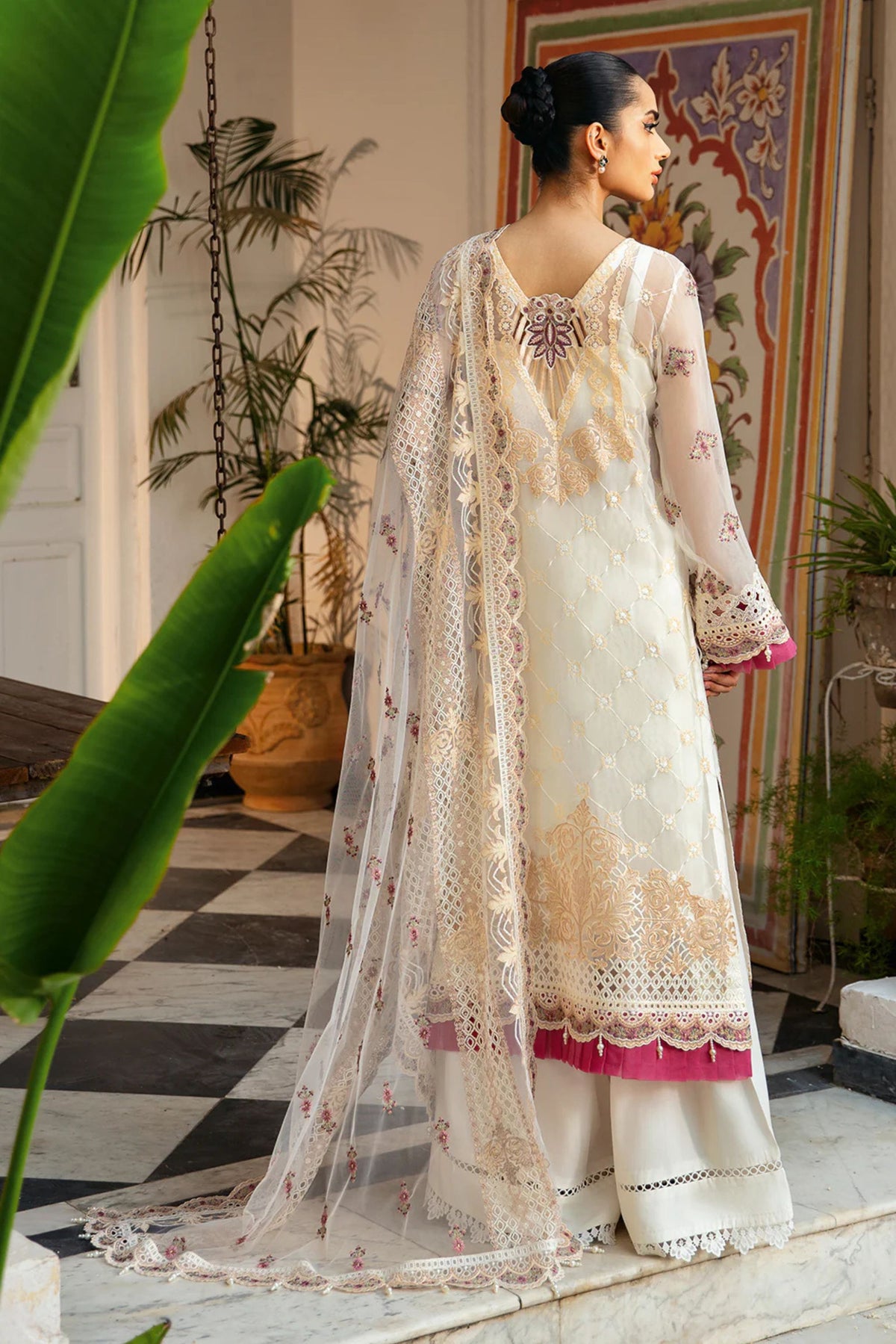 Women&#39;s Formal Wears For Pakistani Wedding