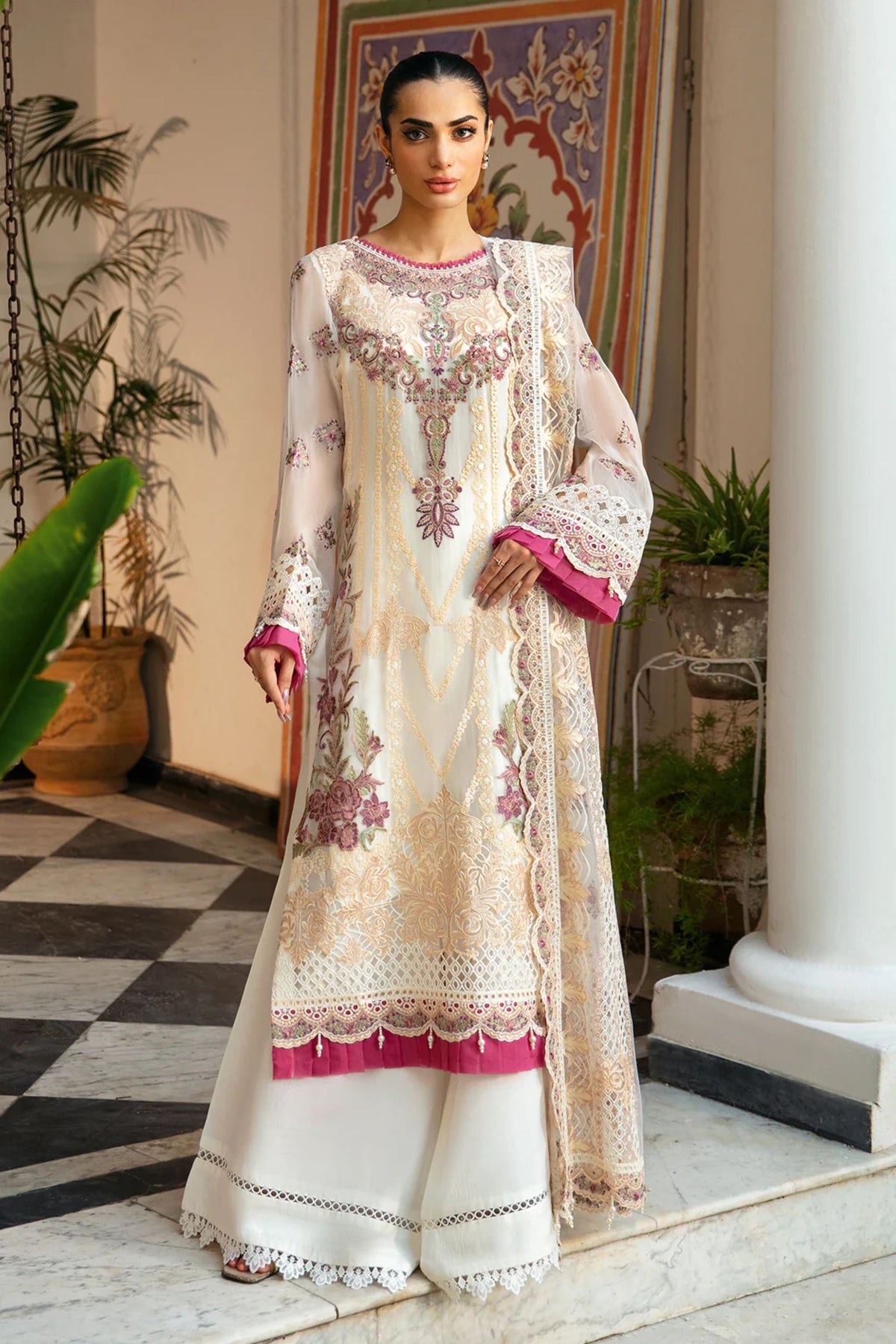 Women&#39;s Formal Wears For Pakistani Wedding