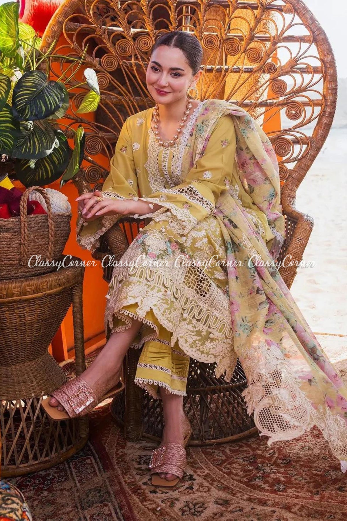 Latest pakistani Lawn Eid Suits