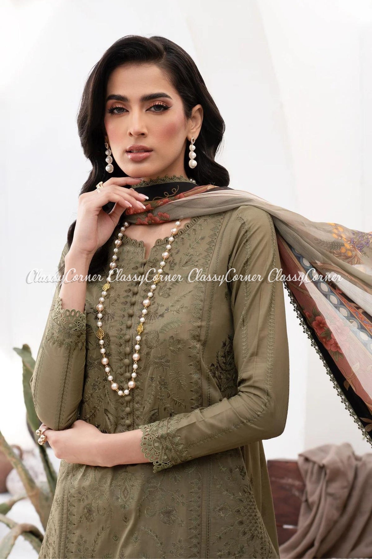 Pakistani Semi Fromal Salwar Kameez Sydney