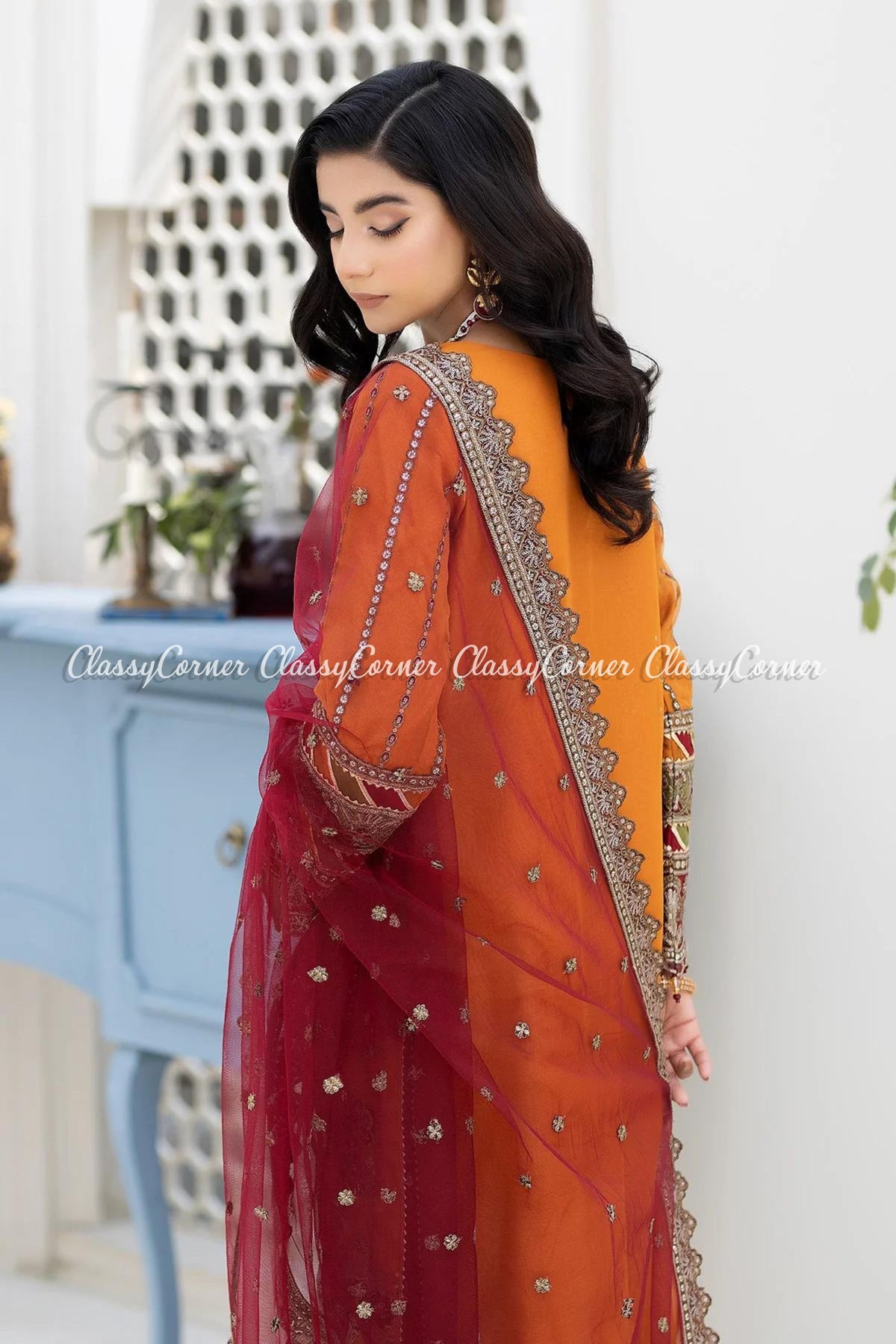 pakistani ladies wedding outfits