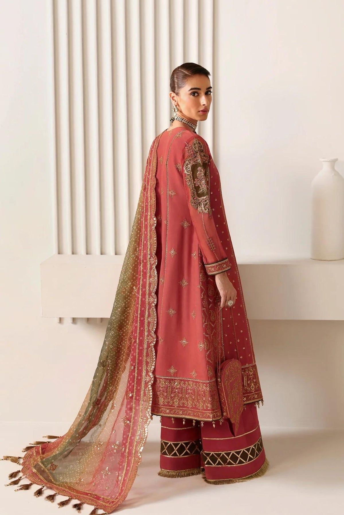 wedding wear pakistani outfits