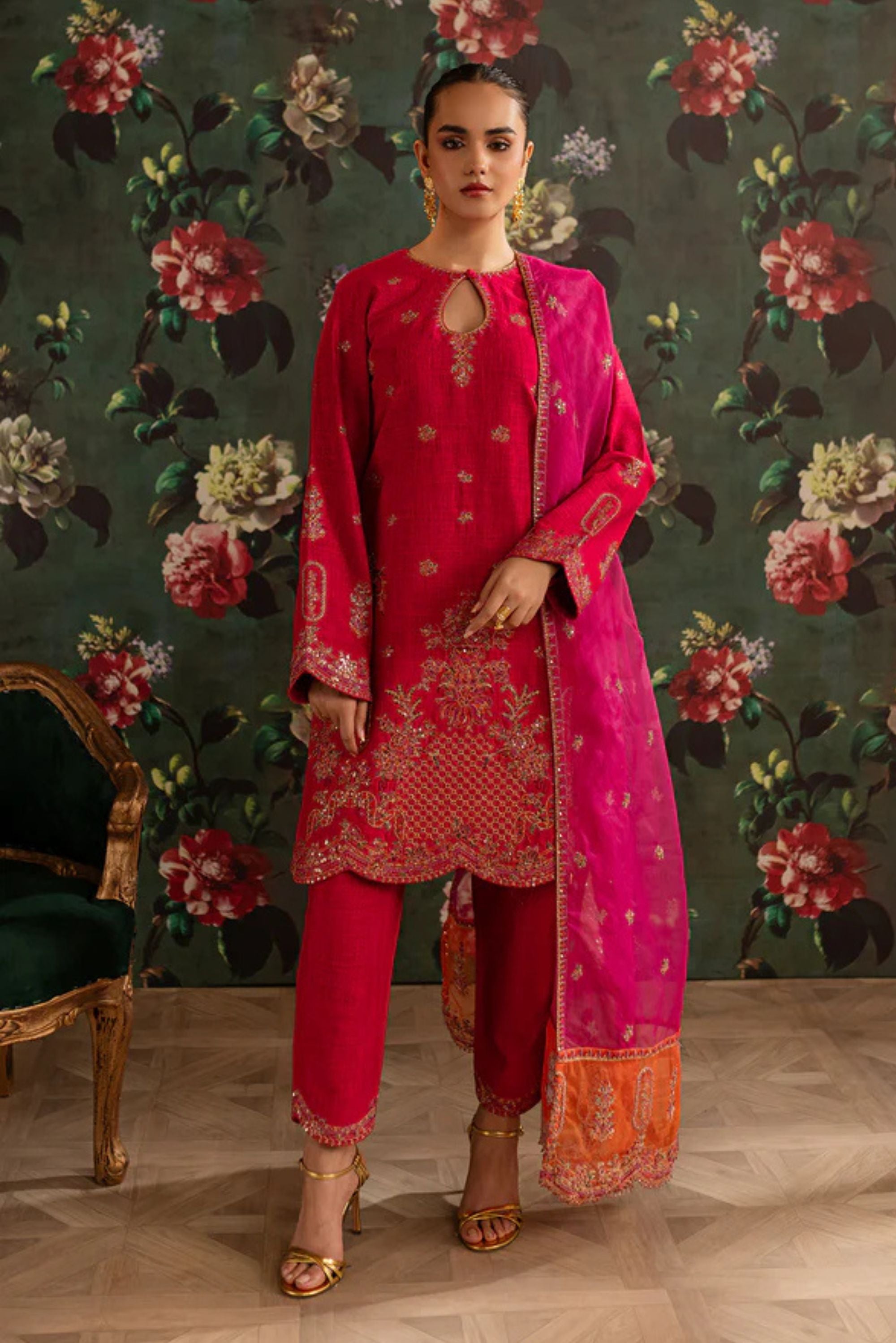 Pakistani Readymade Suits Online