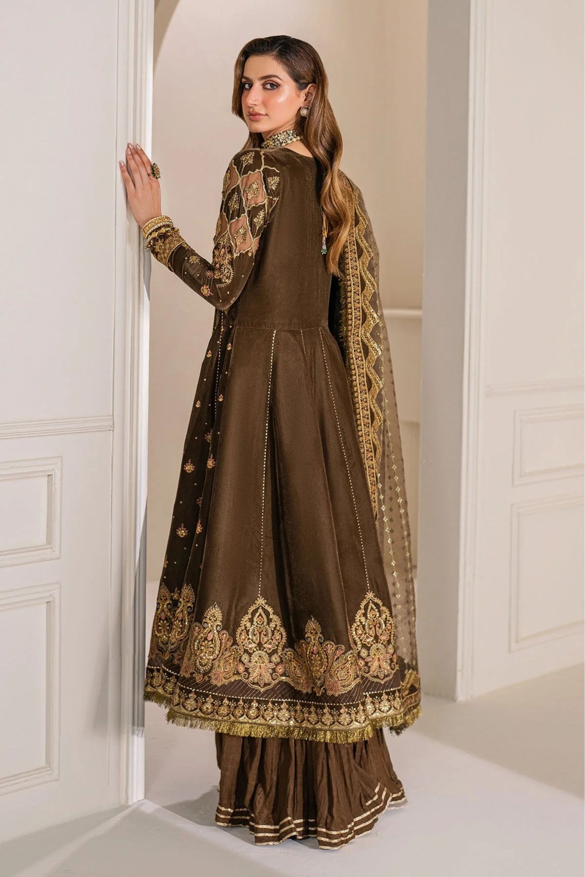 Pakistani Velvet Party Wear Suits Online