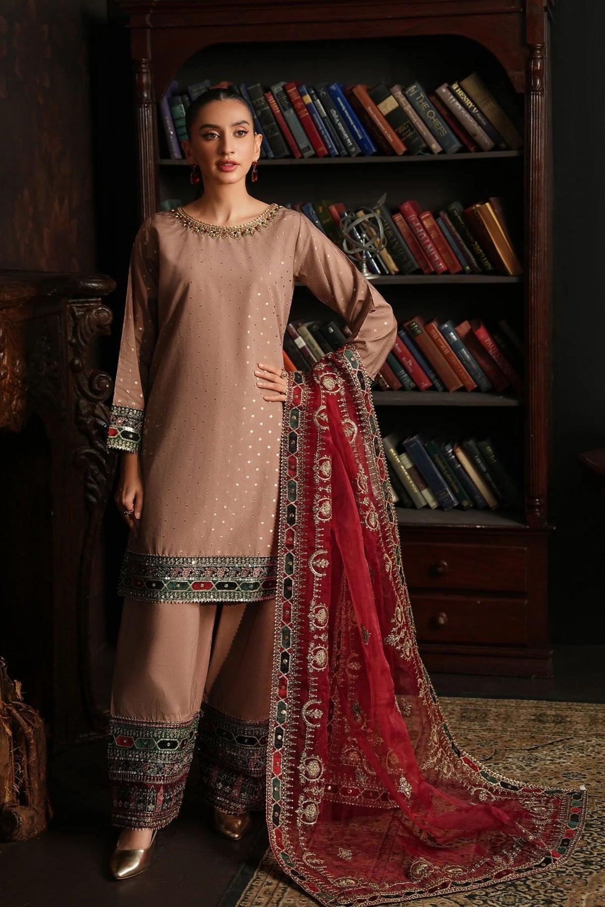 Pakistani Party Wear Dresses Online