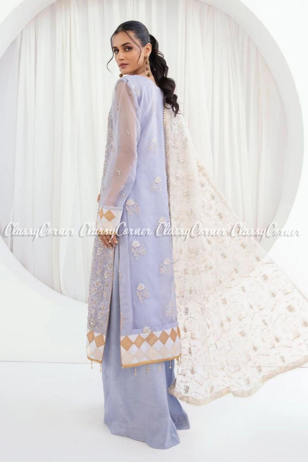 Pakistani wedding clothes for females