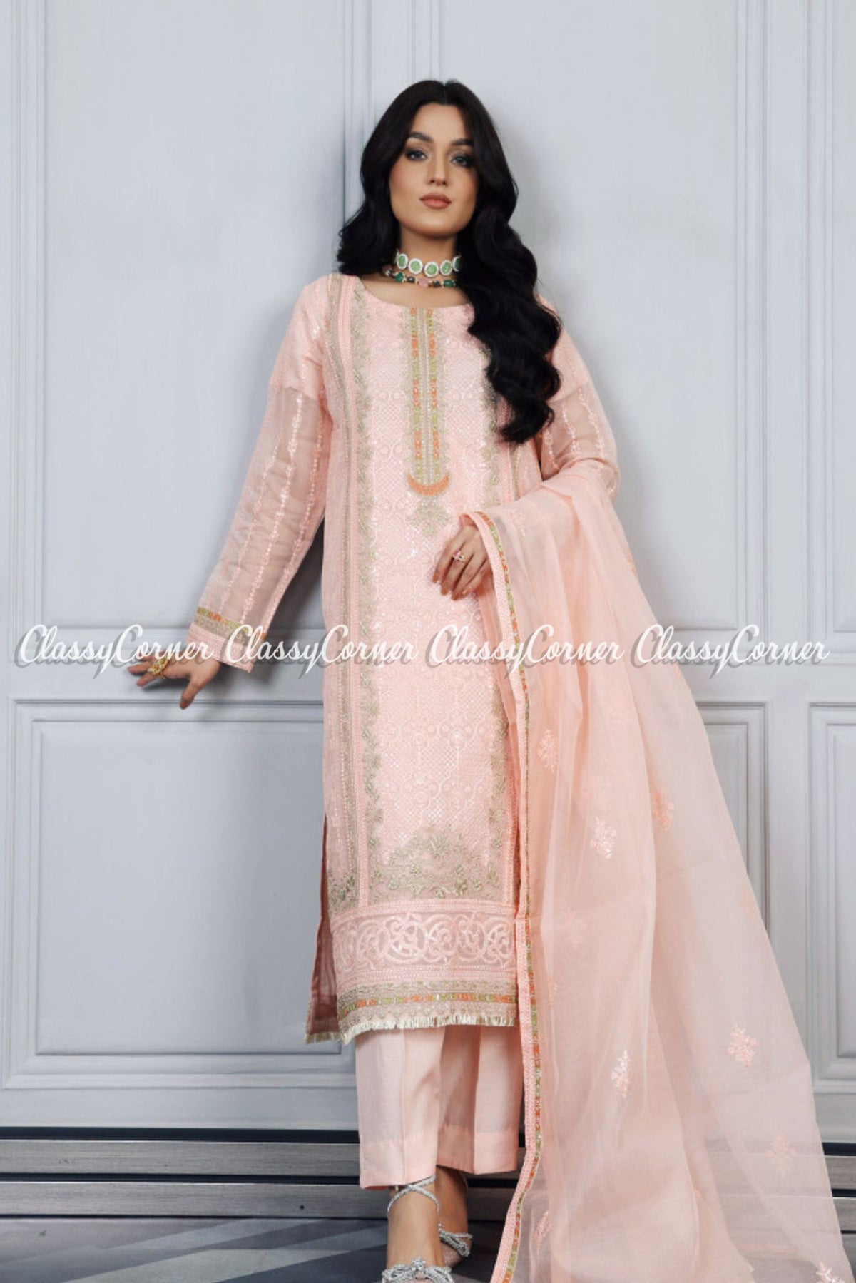 pakistani wedding party outfits