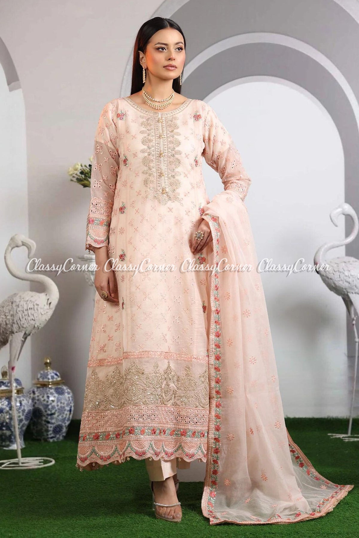 Pakistani Wedding Fashion For Women