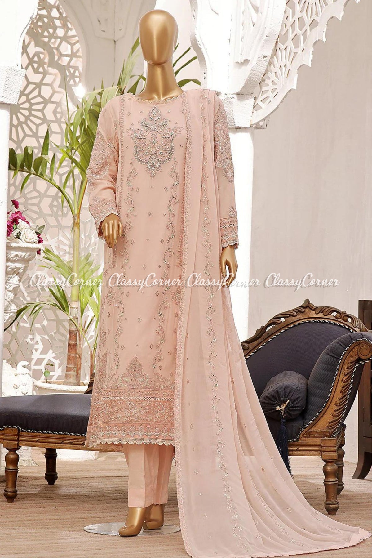 women&#39;s dress for indian wedding