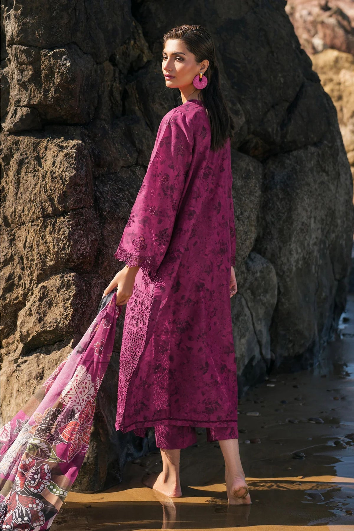 Pakistani Casual Lawn Suits In Australia