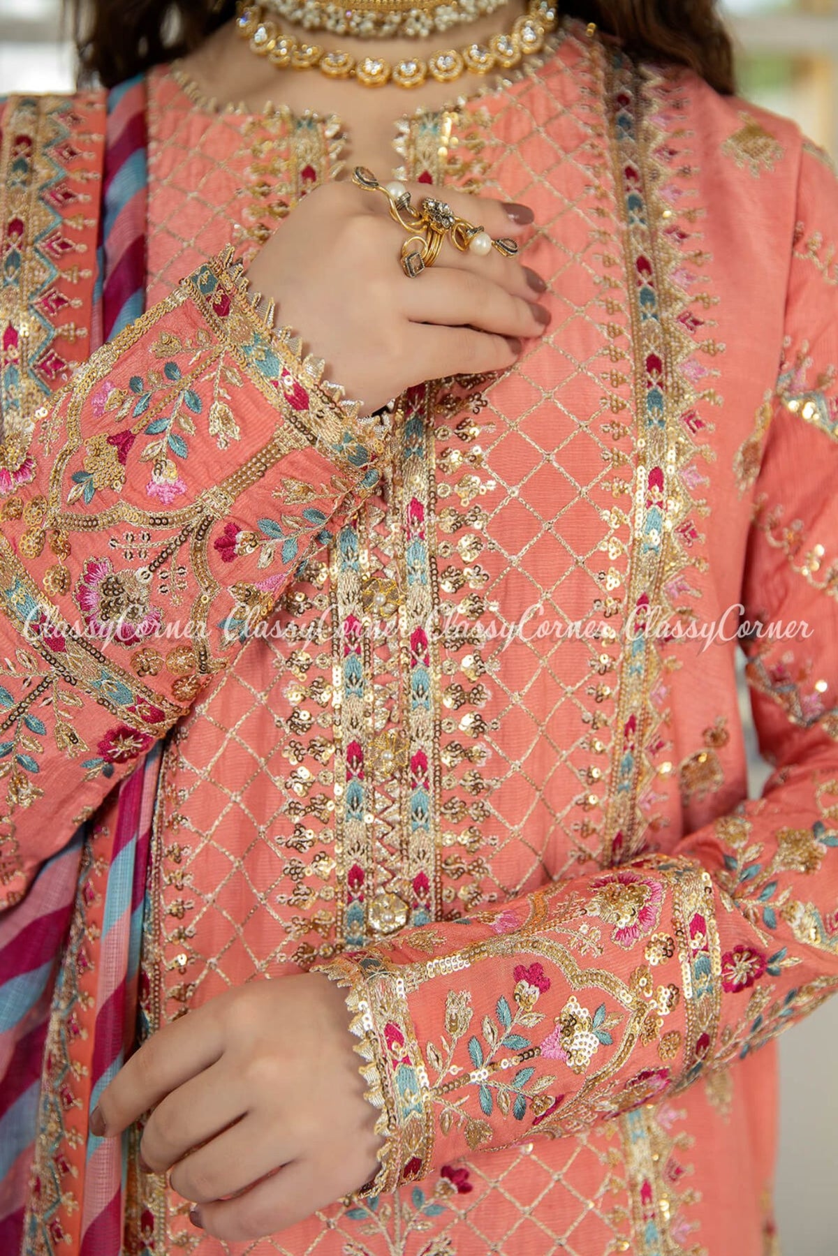 wedding guest outfits for women indian