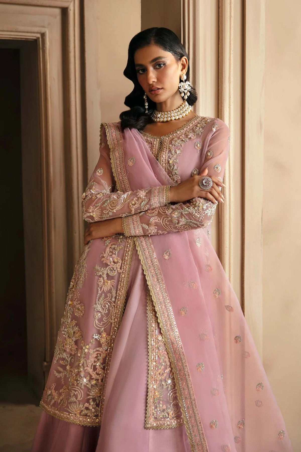 Women&#39;s Pakistani Wedding Outfits