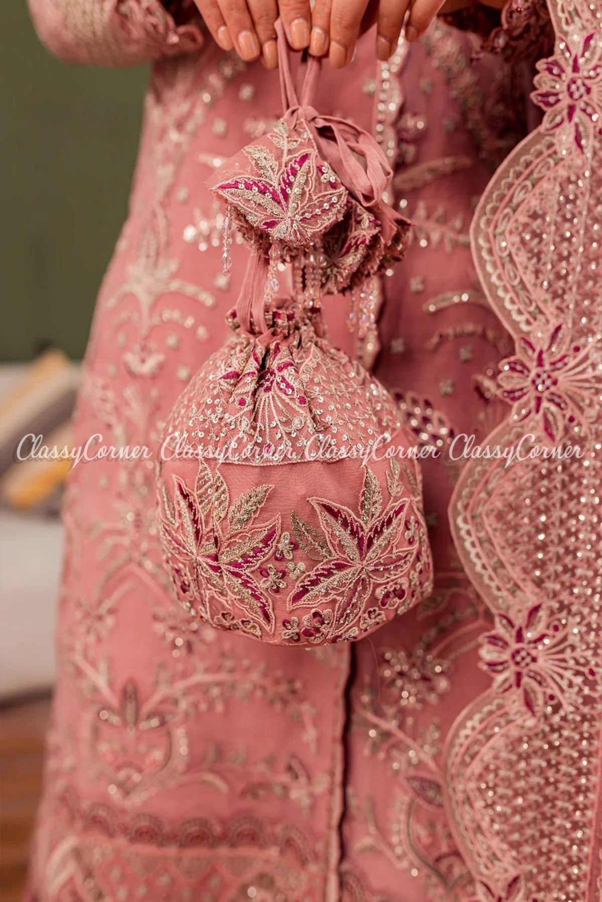 wedding guest outfits for women indian