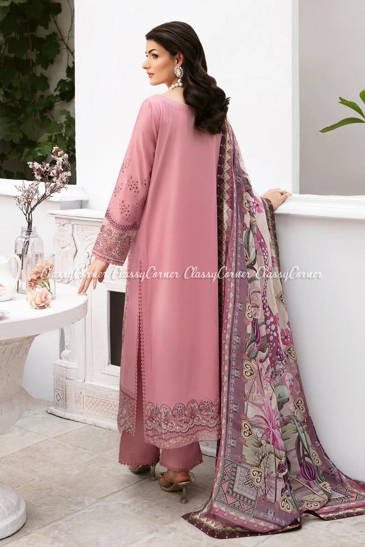 Pakistani suits for women in Sydney