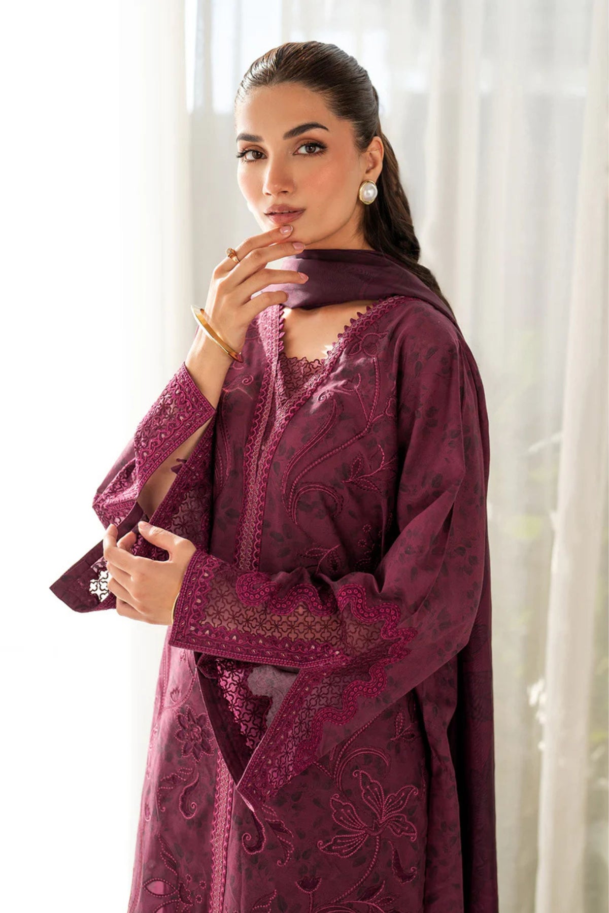 Women Formal Outfits for Get Together