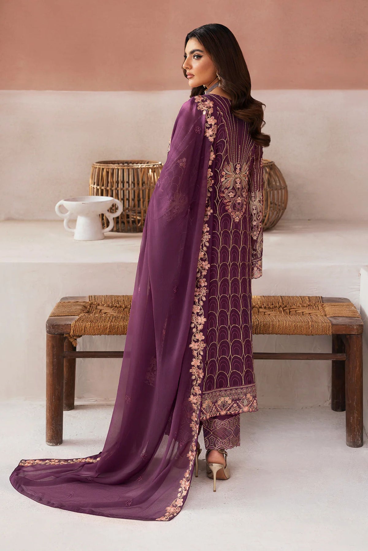 Pakistani Formal Wear Suits For Women