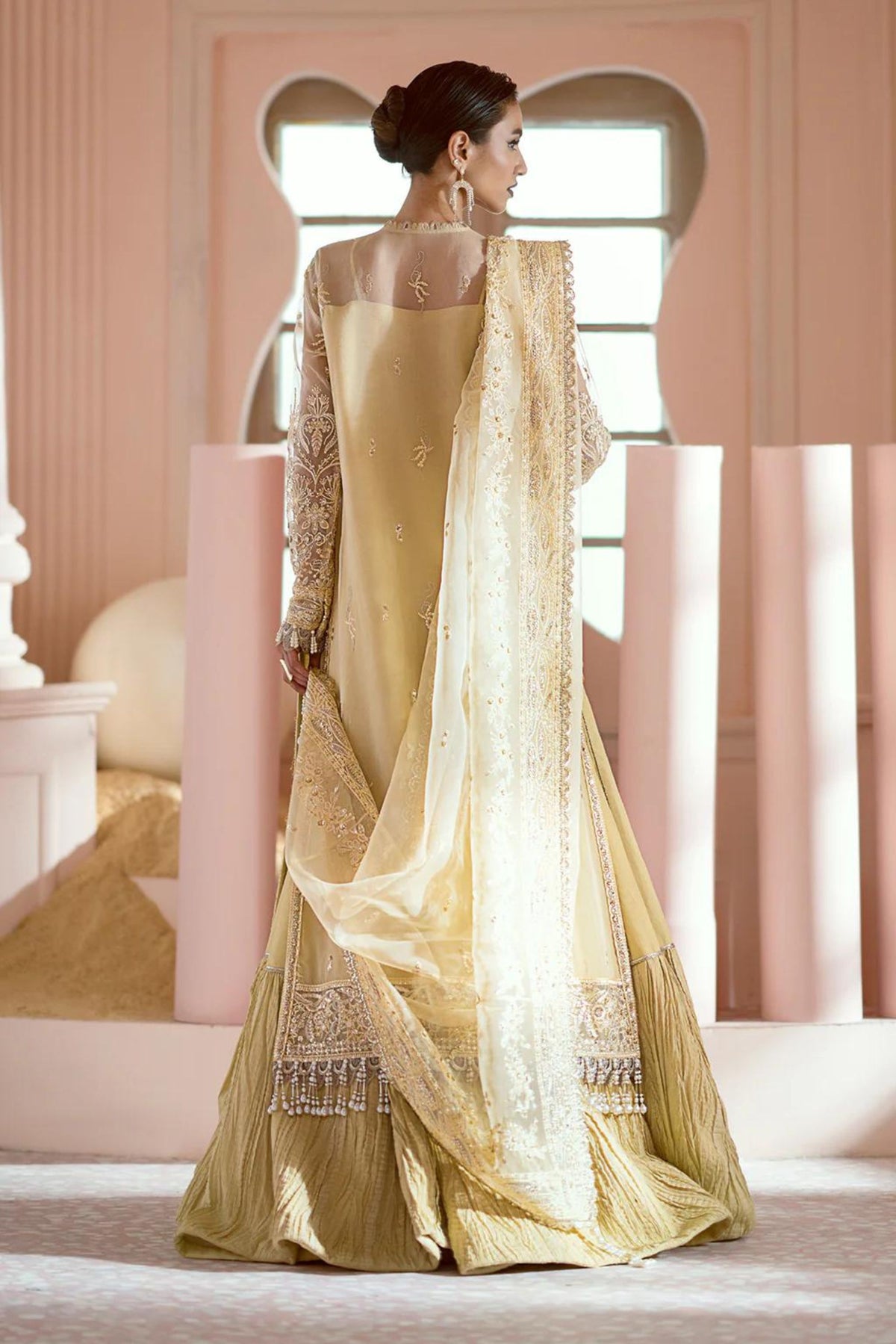 Pakistani Wedding Fashion For Women