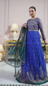 Latest Pakistani Wedding Outfits 