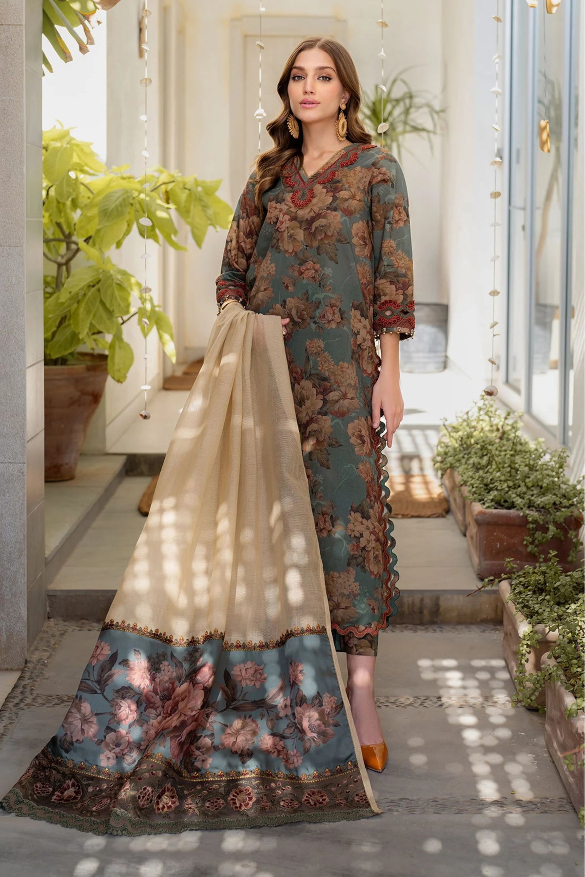 Pakistani Casual Lawn Suits In Australia