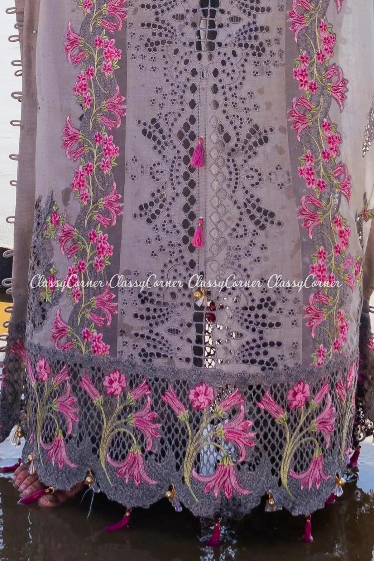 Latest Pakistani Lawn Eid Suits