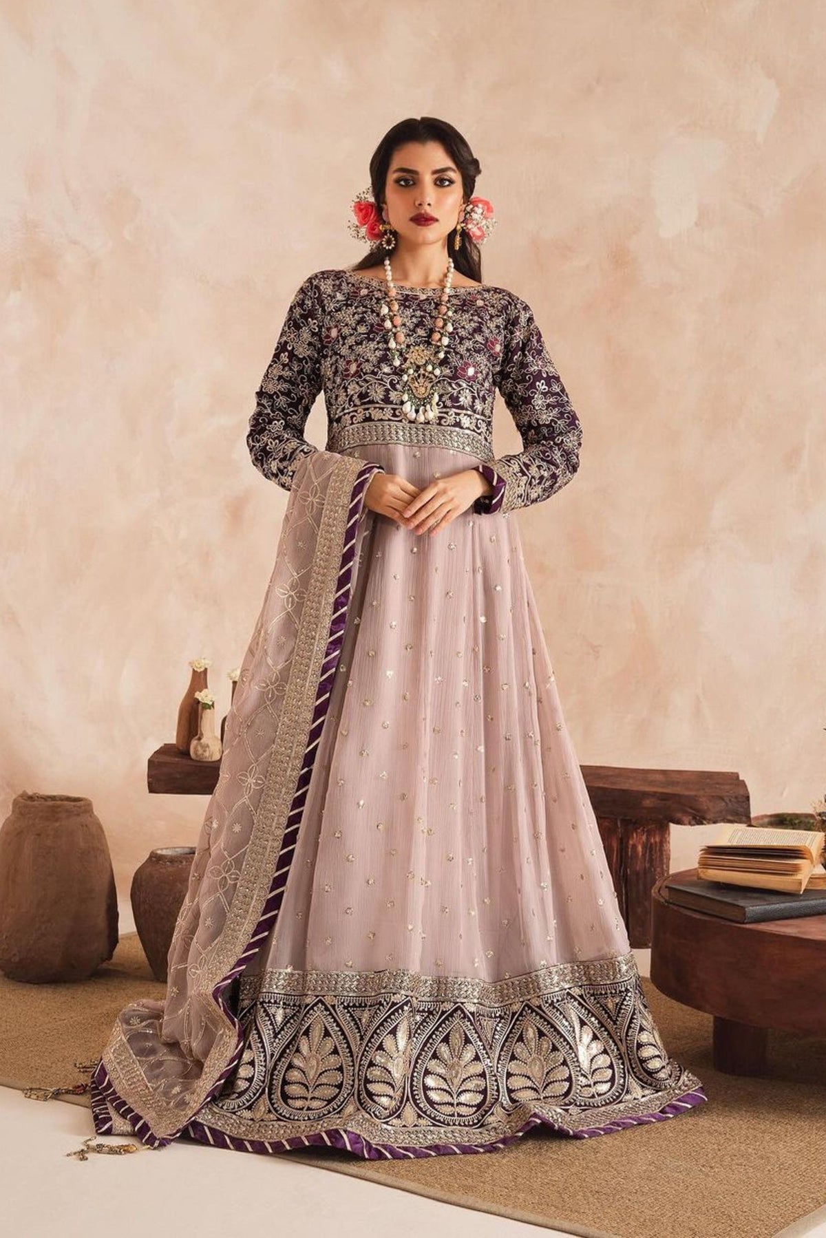 Pakistani Wedding Party Outfits For Women 