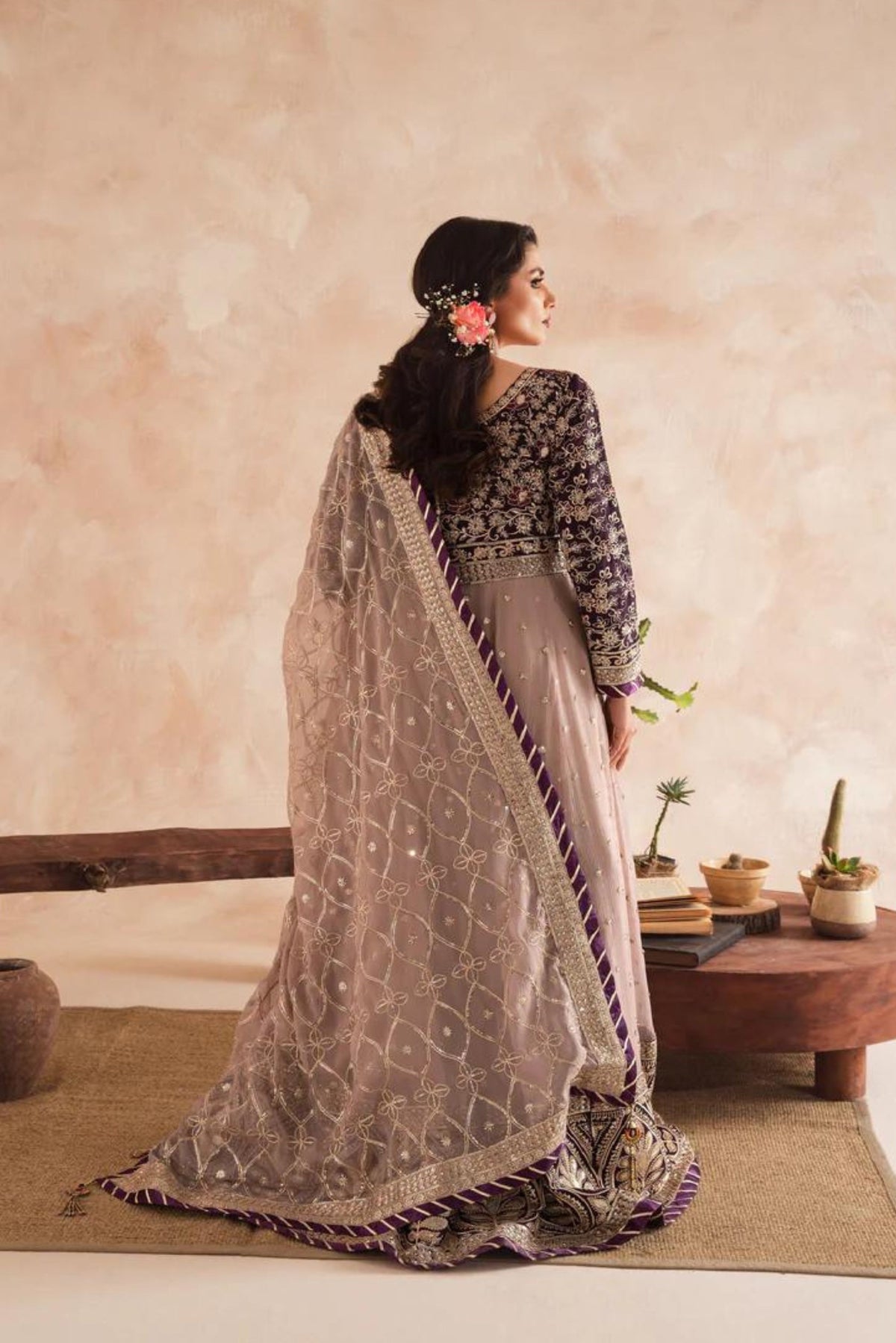 Pakistani Wedding Party Outfits For Women 