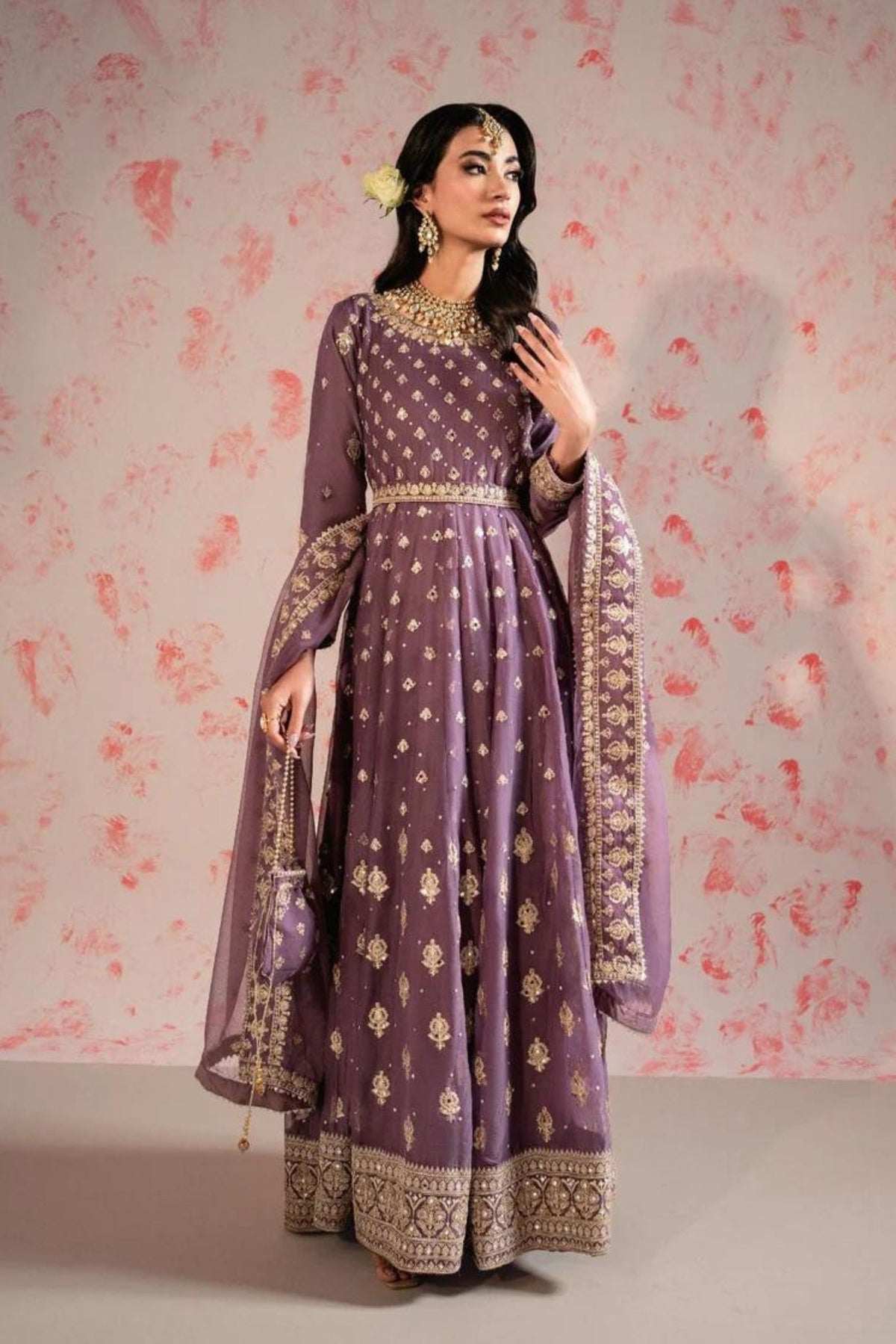 Pakistani Wedding Outfits For Ladies