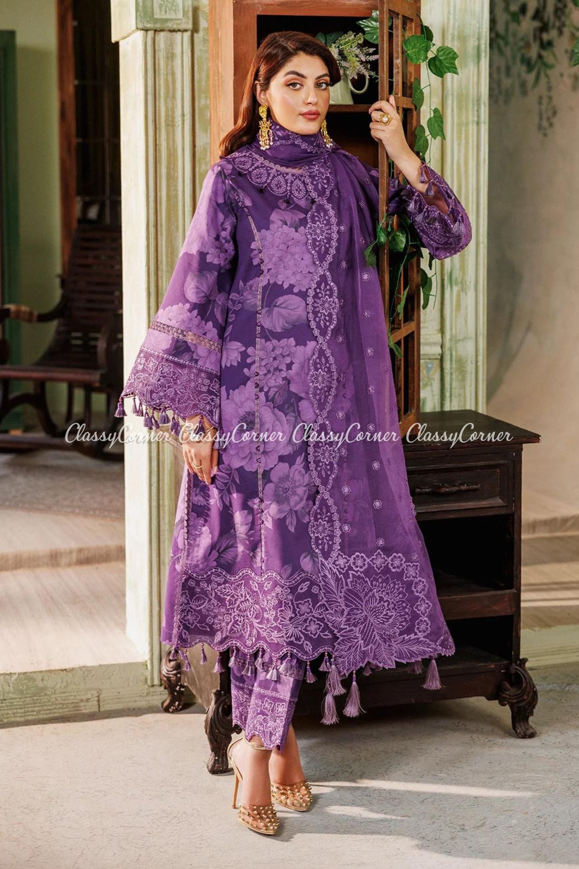 Pakistani Semi Formal Dress For Ladies