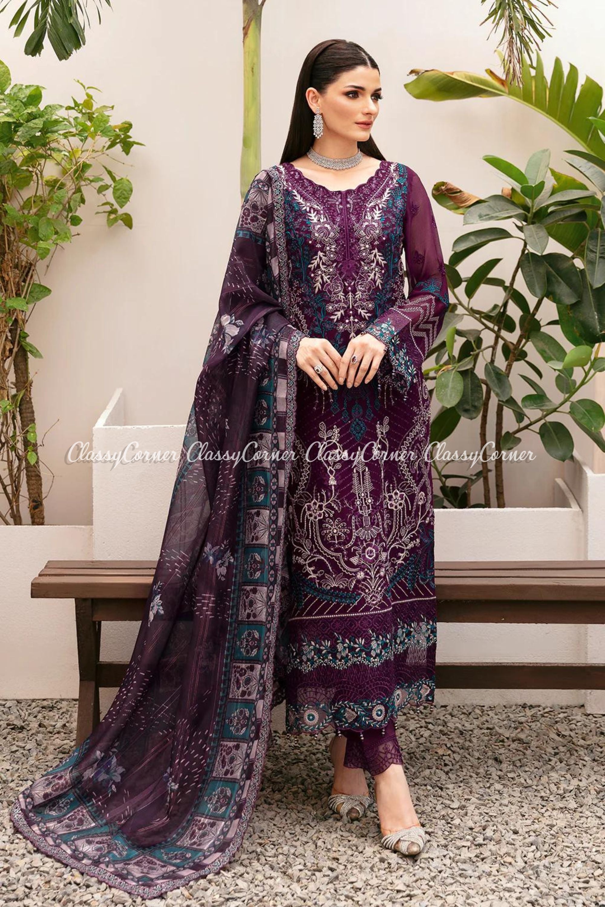 Desi Pakistani Formal Wedding Outfits