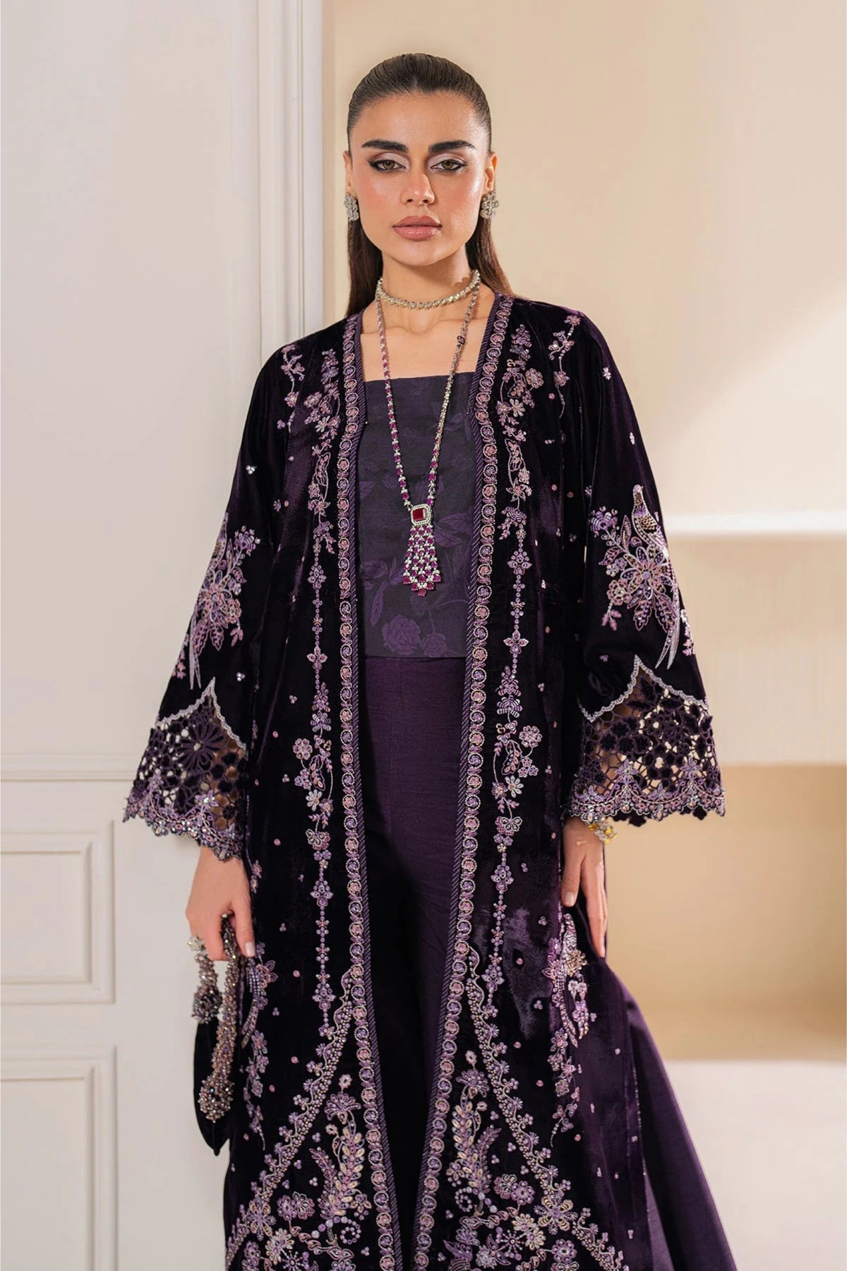 Pakistani Velvet Outfits Online