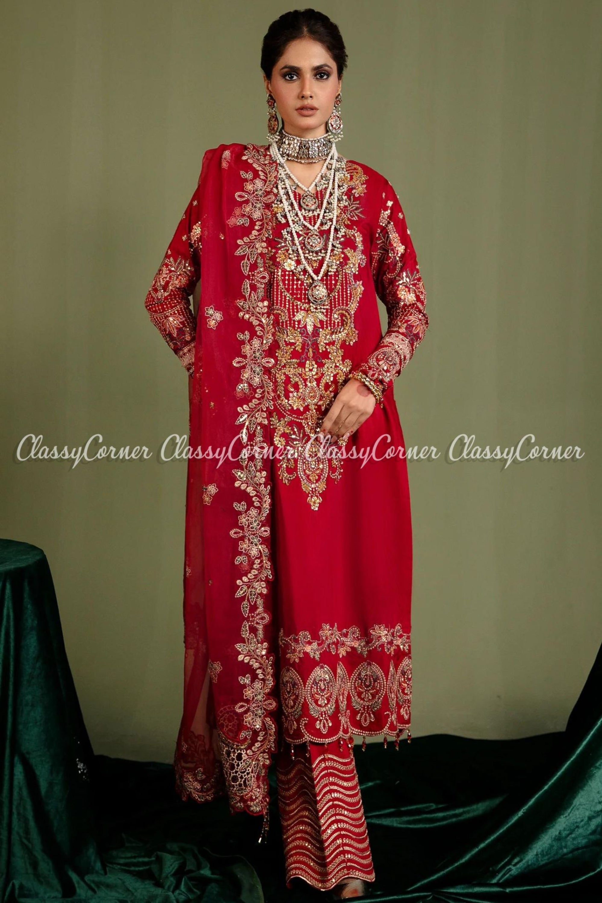 Pakistani Wedding Outfits For Women