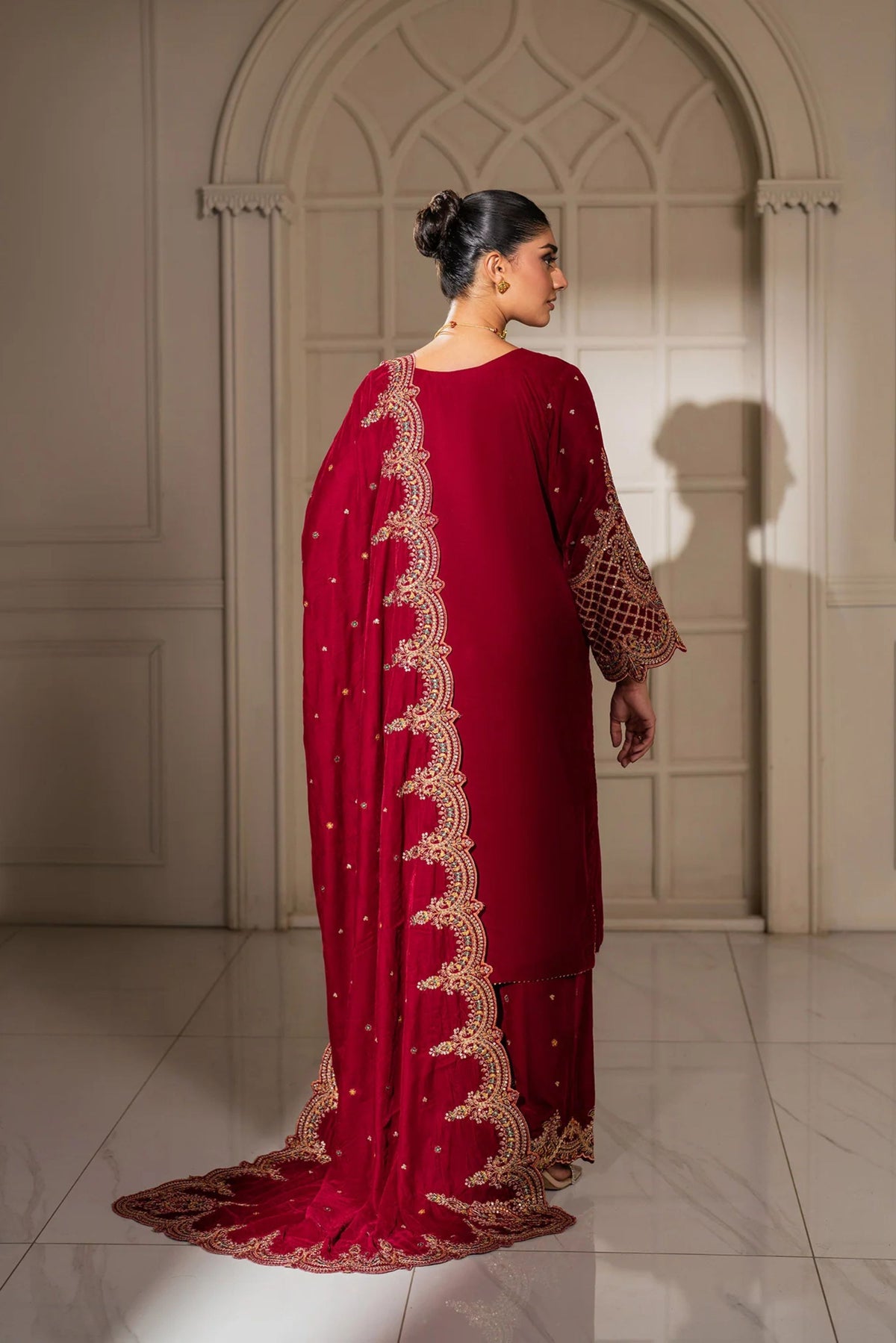 Women&#39;s Dress For Pakistani Wedding 