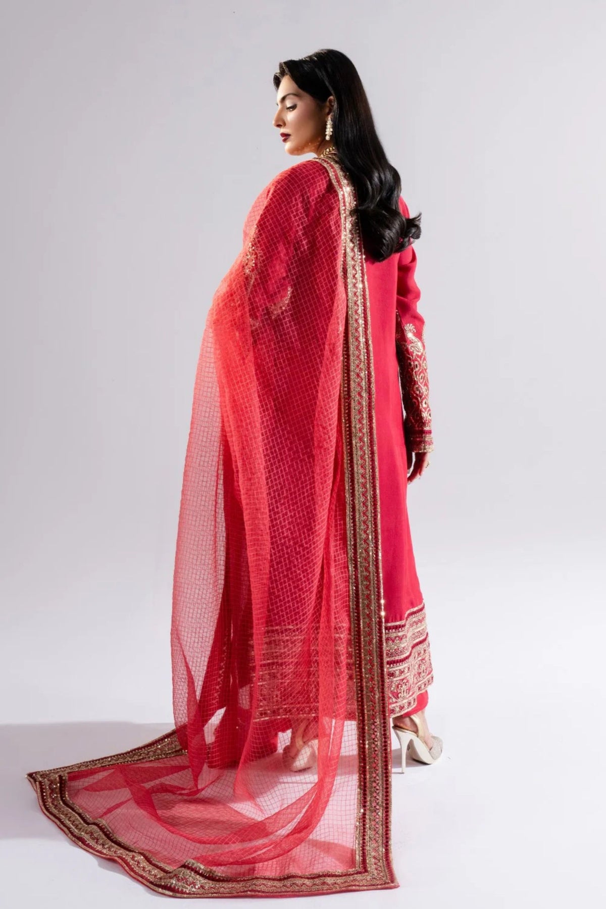 Wedding wear Pakistani outfits Online
