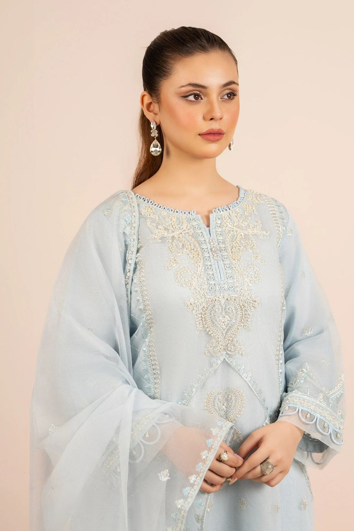 Women&#39;s Formal Wear For Pakistani Wedding 