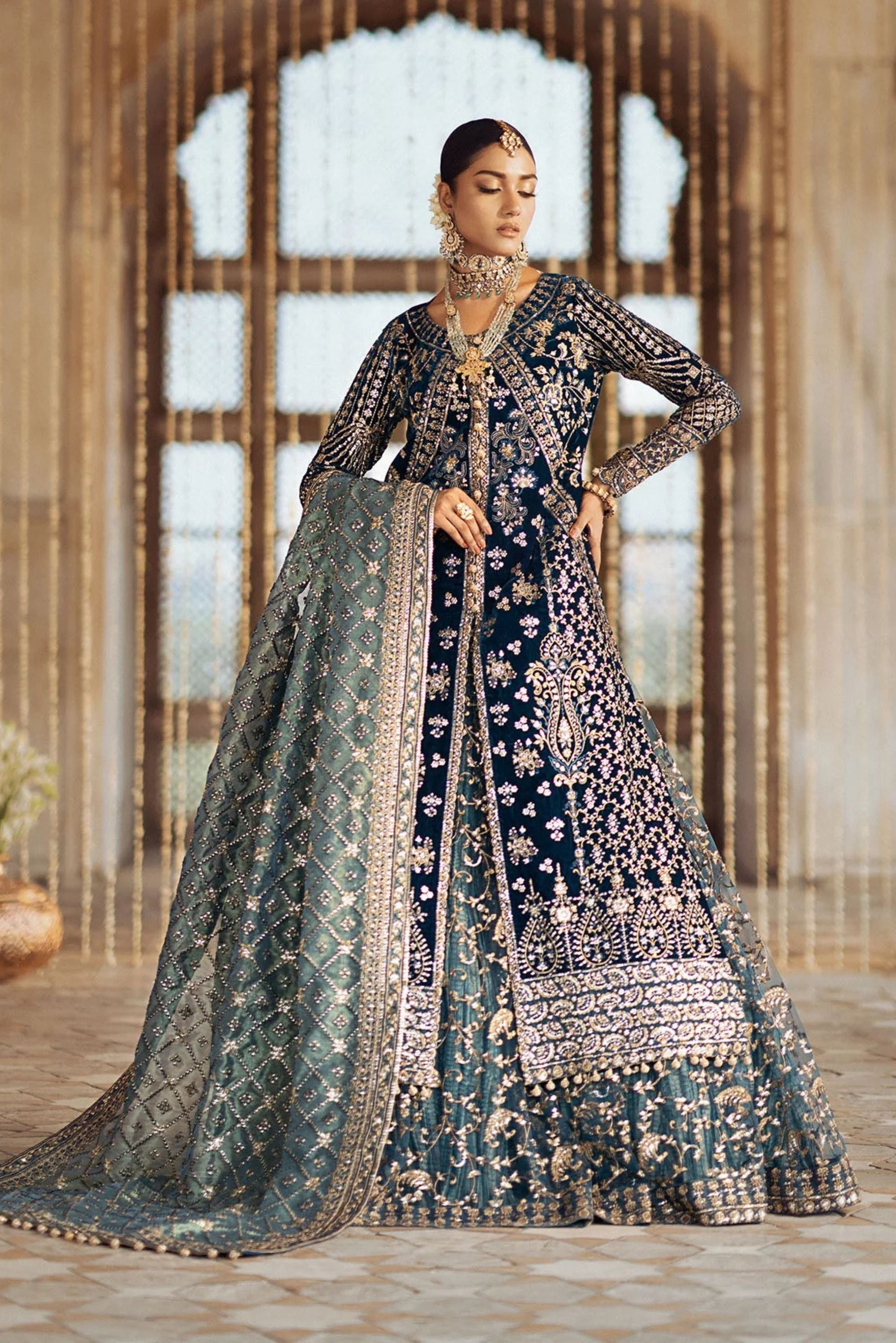 Pakistani Wedding Outfits For Women 