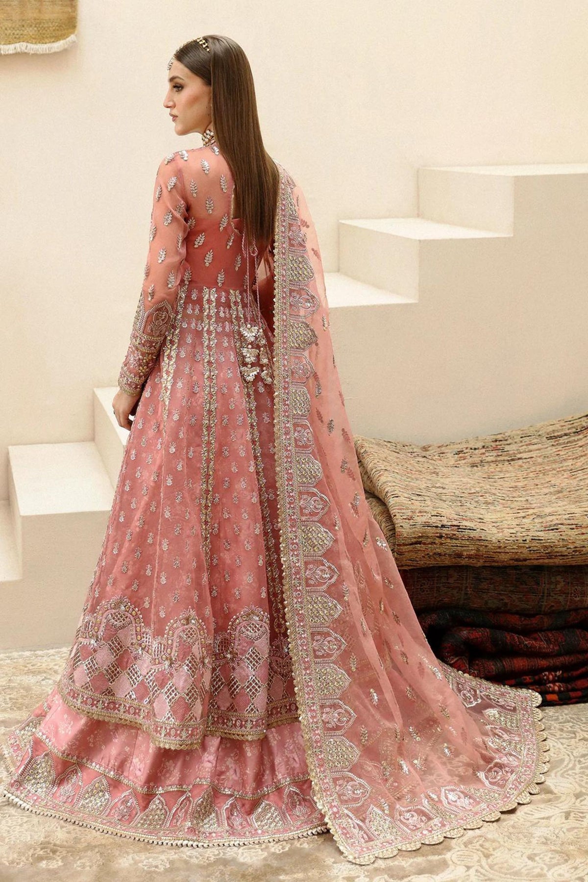 Pakistani Wedding Gowns In UK