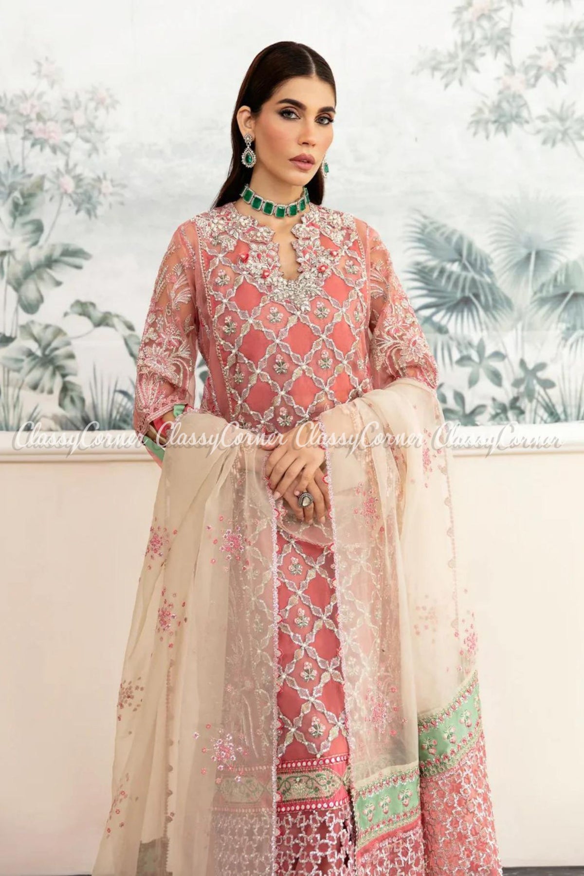 pakistani wedding guest outfits