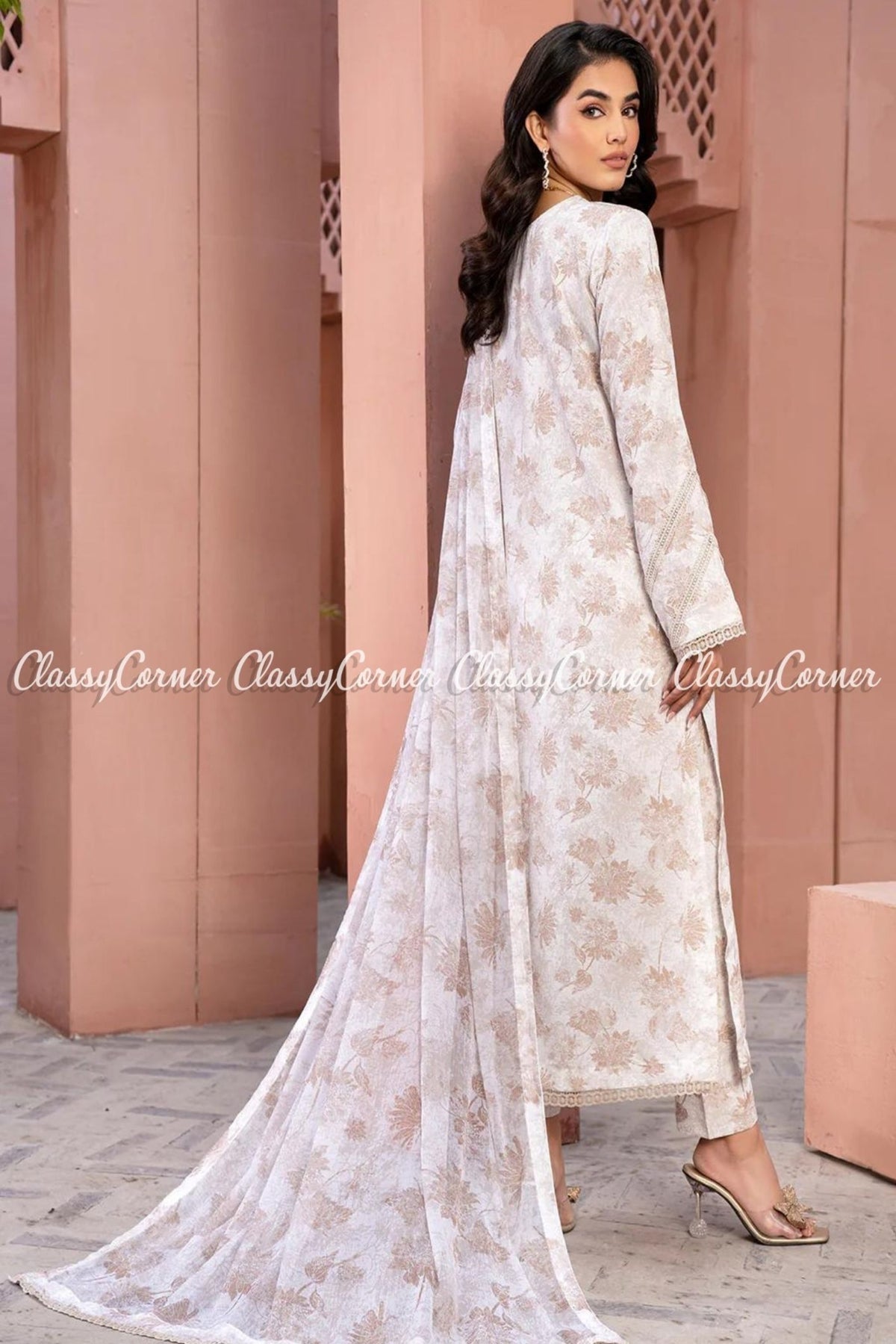 Pakistani Readymade Suits Online for weddings