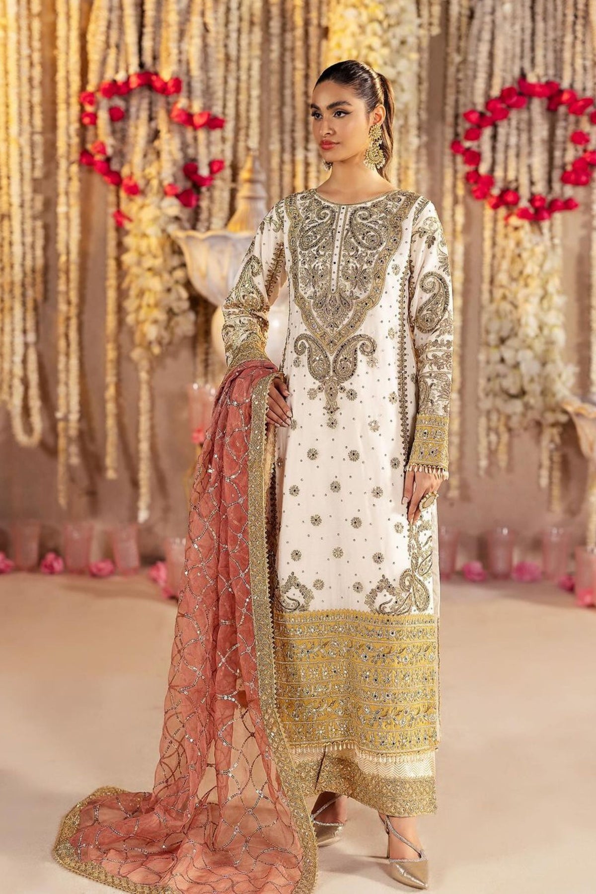 Best Pakistani Wedding Outfits 