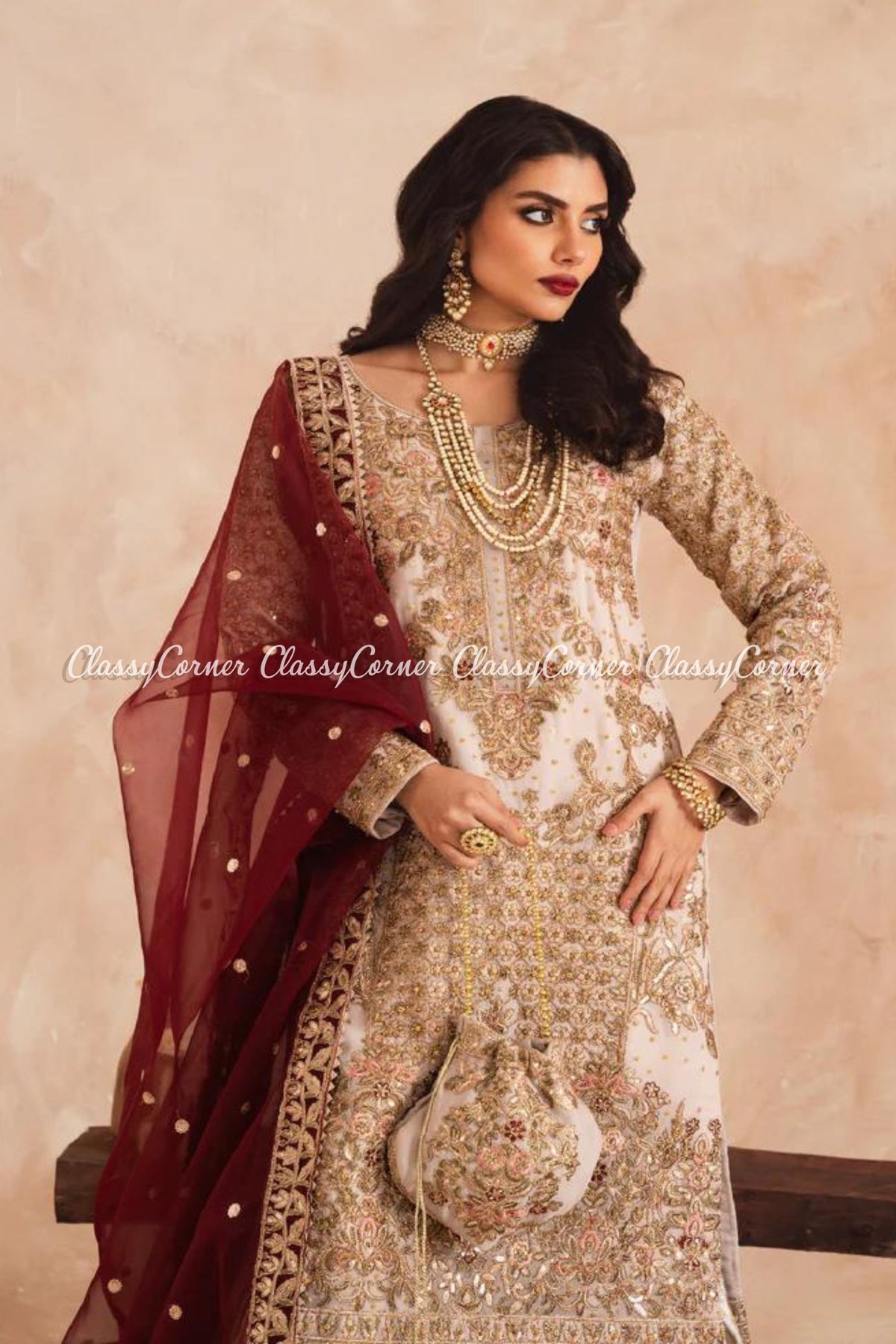 latest wedding outfits pakistani