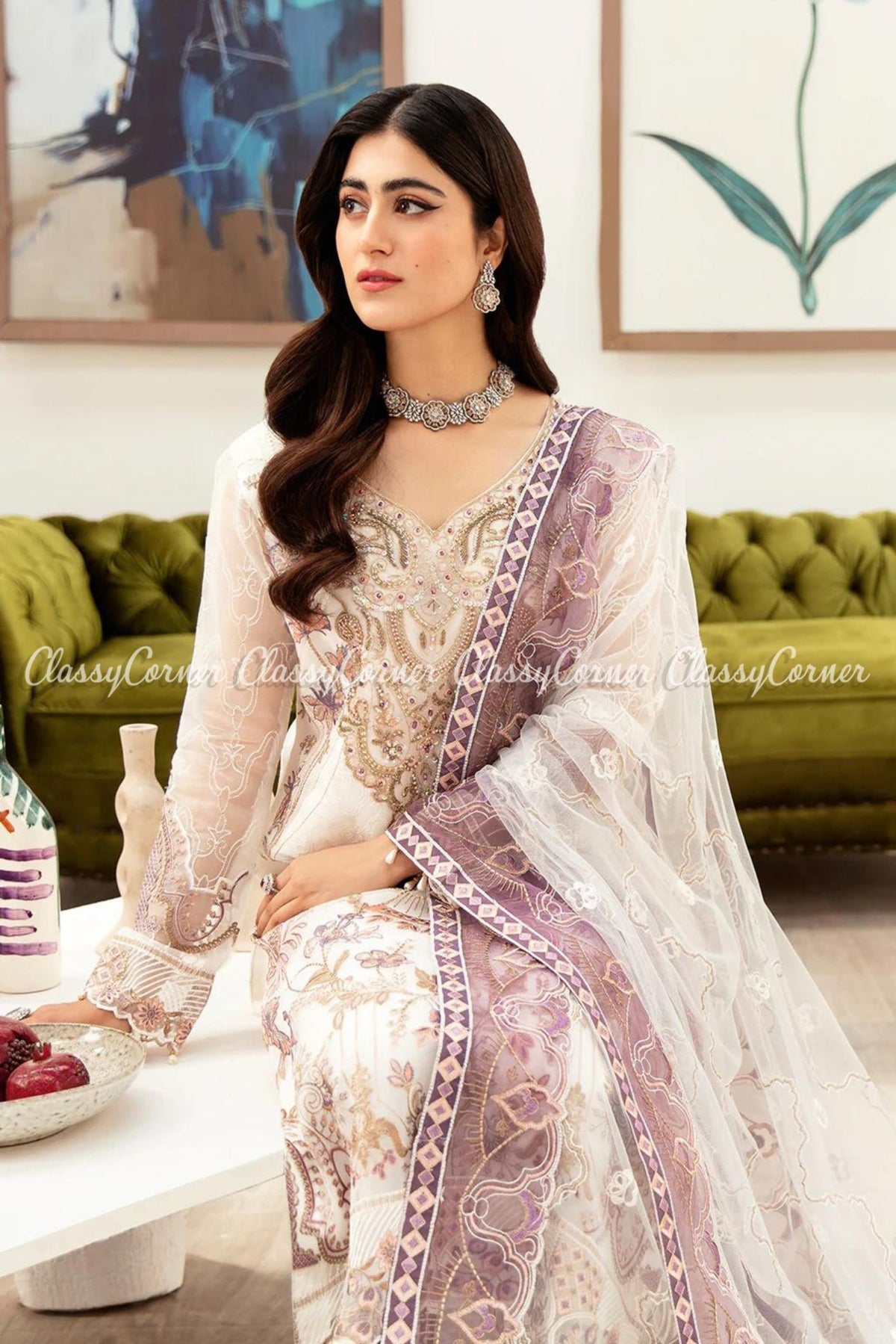 traditional pakistani wedding clothing