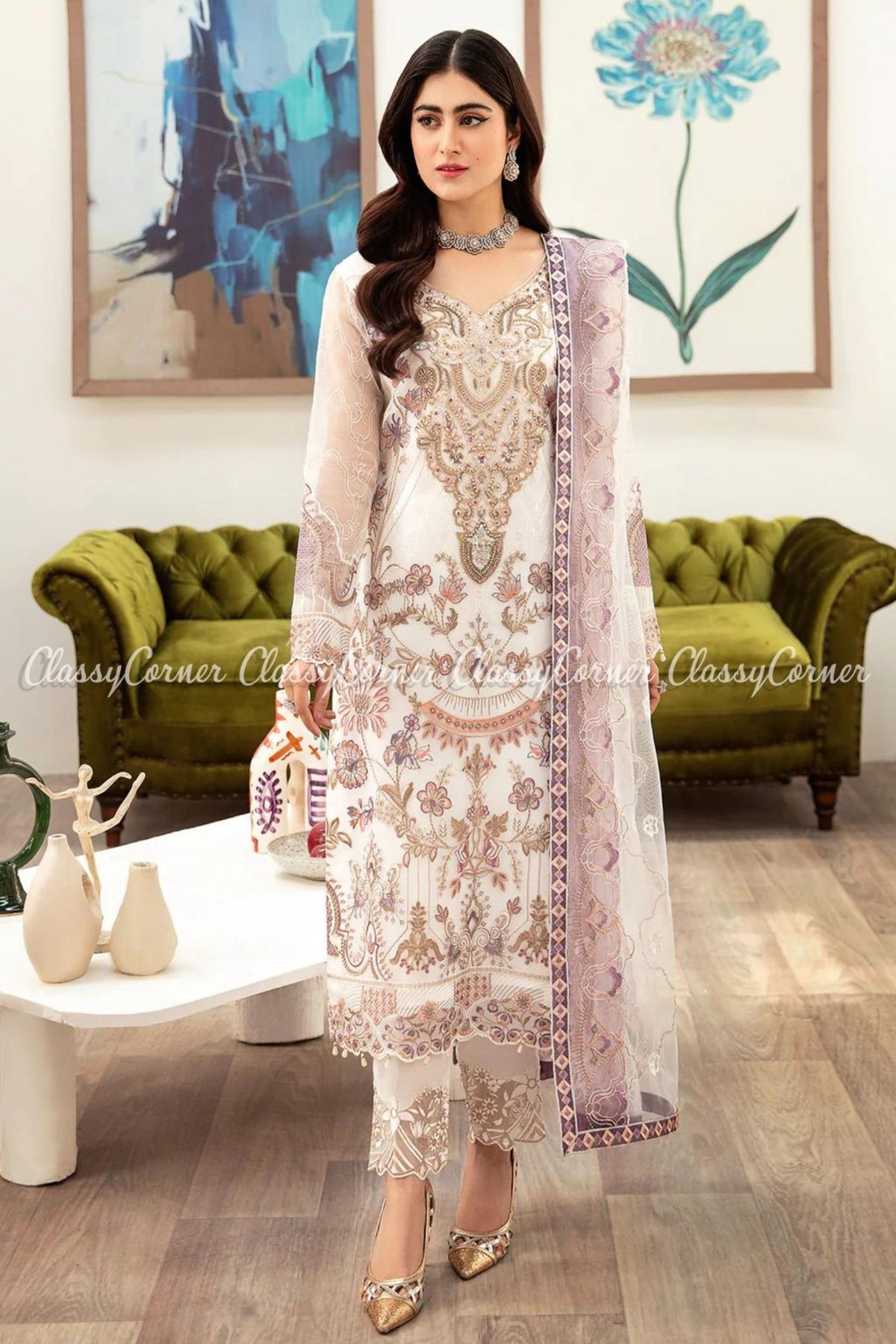 traditional pakistani wedding clothing