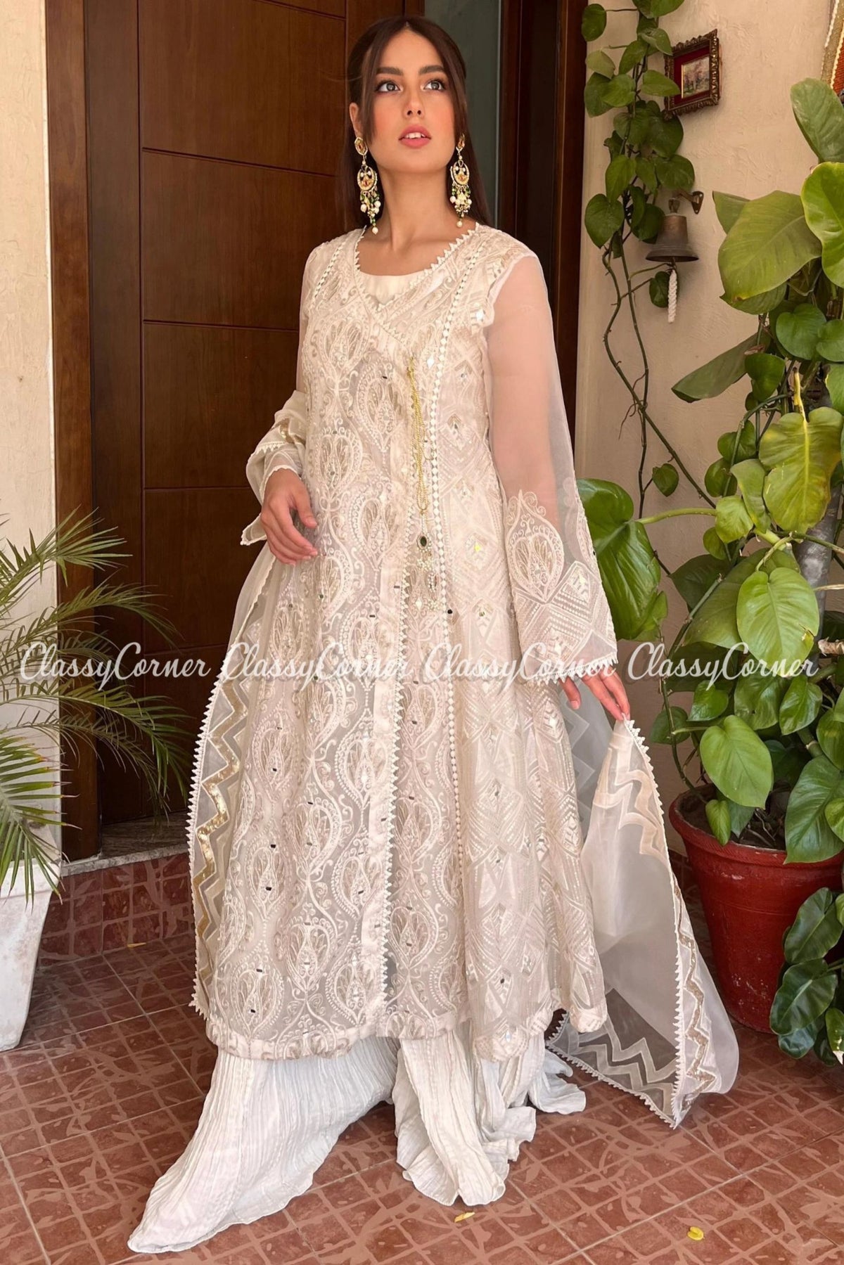 Pakistani White Organza Party Wear Outfit