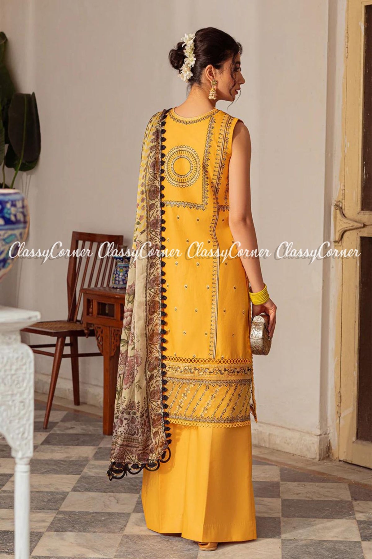 Yellow Copper Lawn Embroidered Pakistani Salwar Kameez