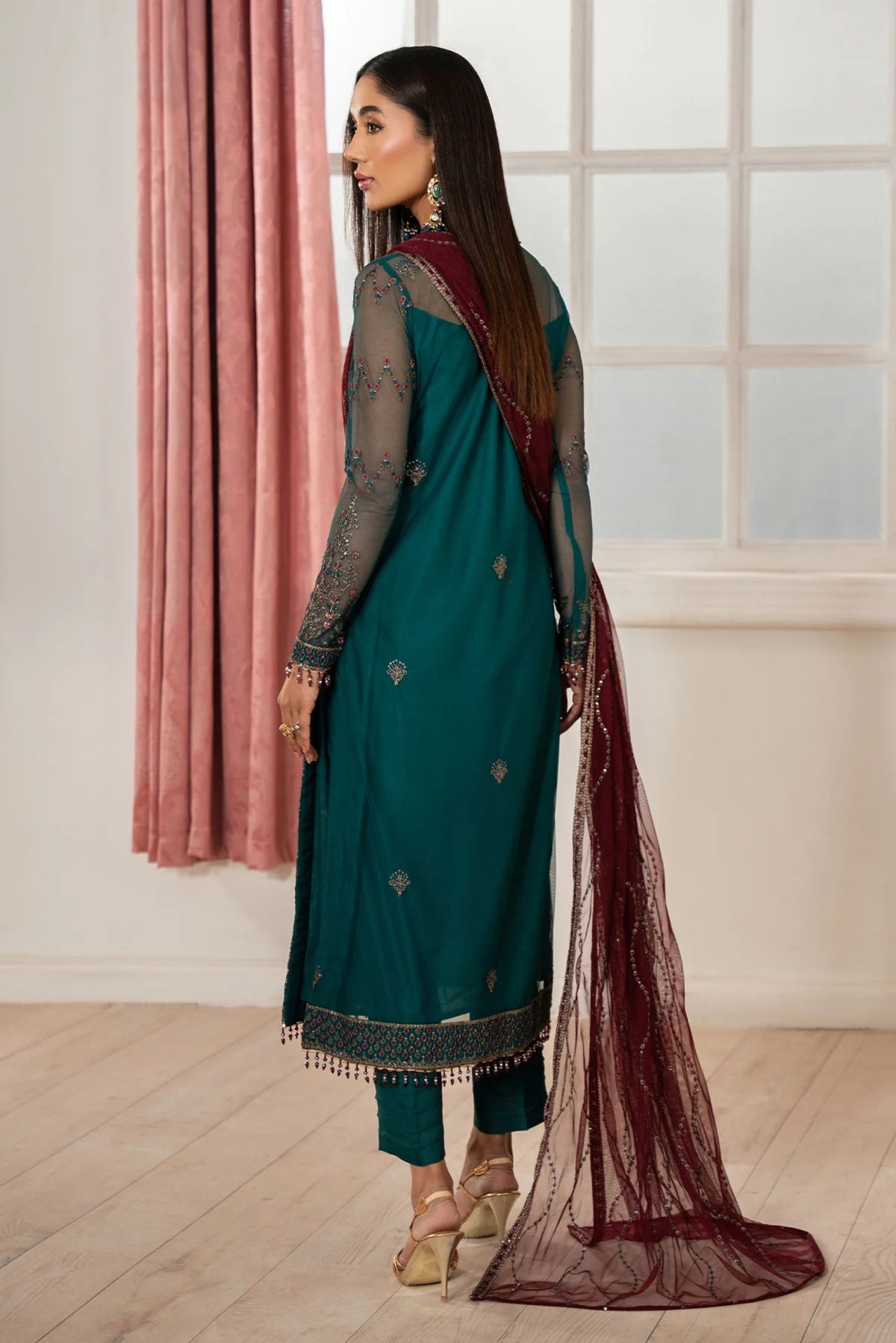 Best Pakistani Wedding Outfits In Sydney AU 