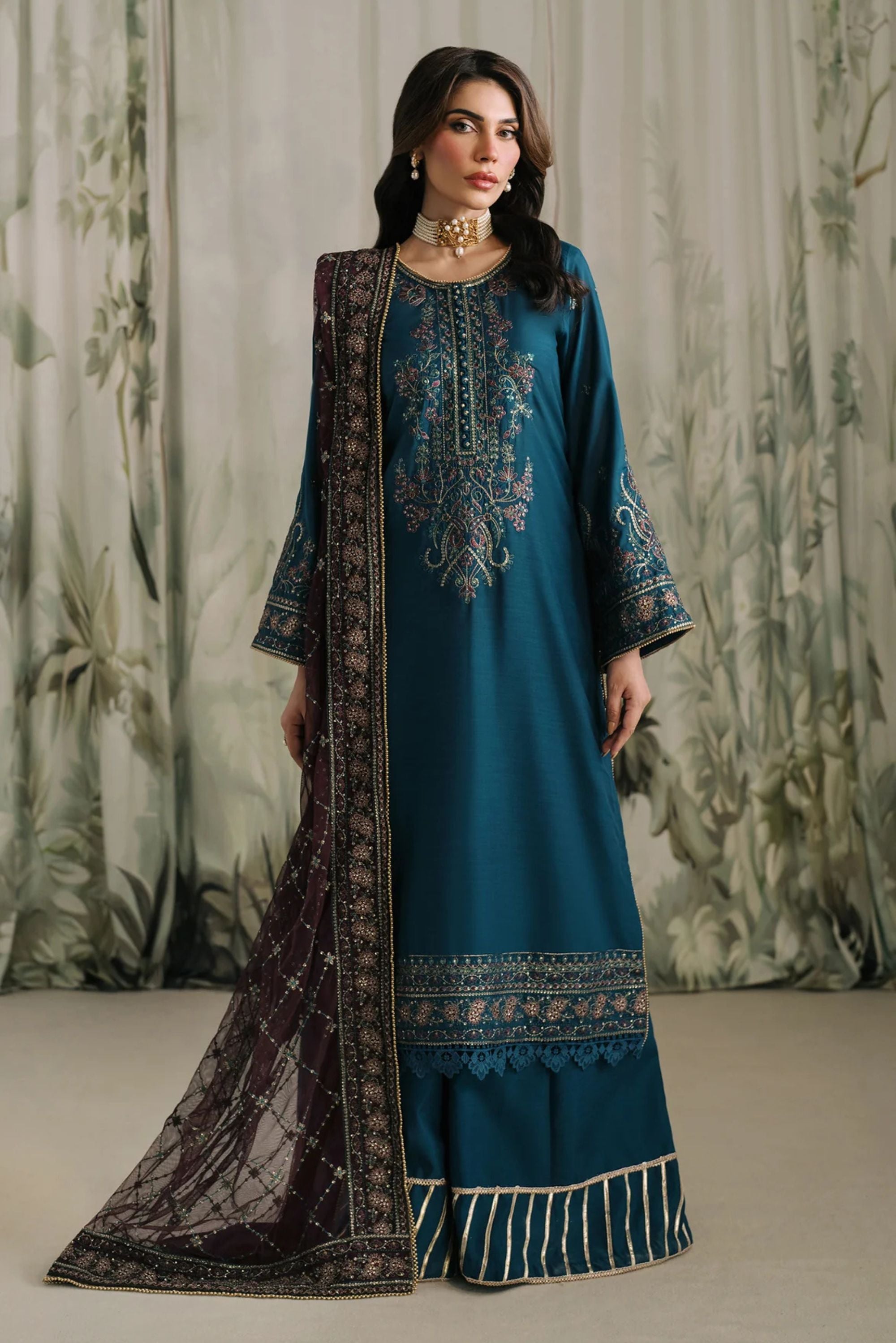 Latest Pakistani Wedding Outfits 2024