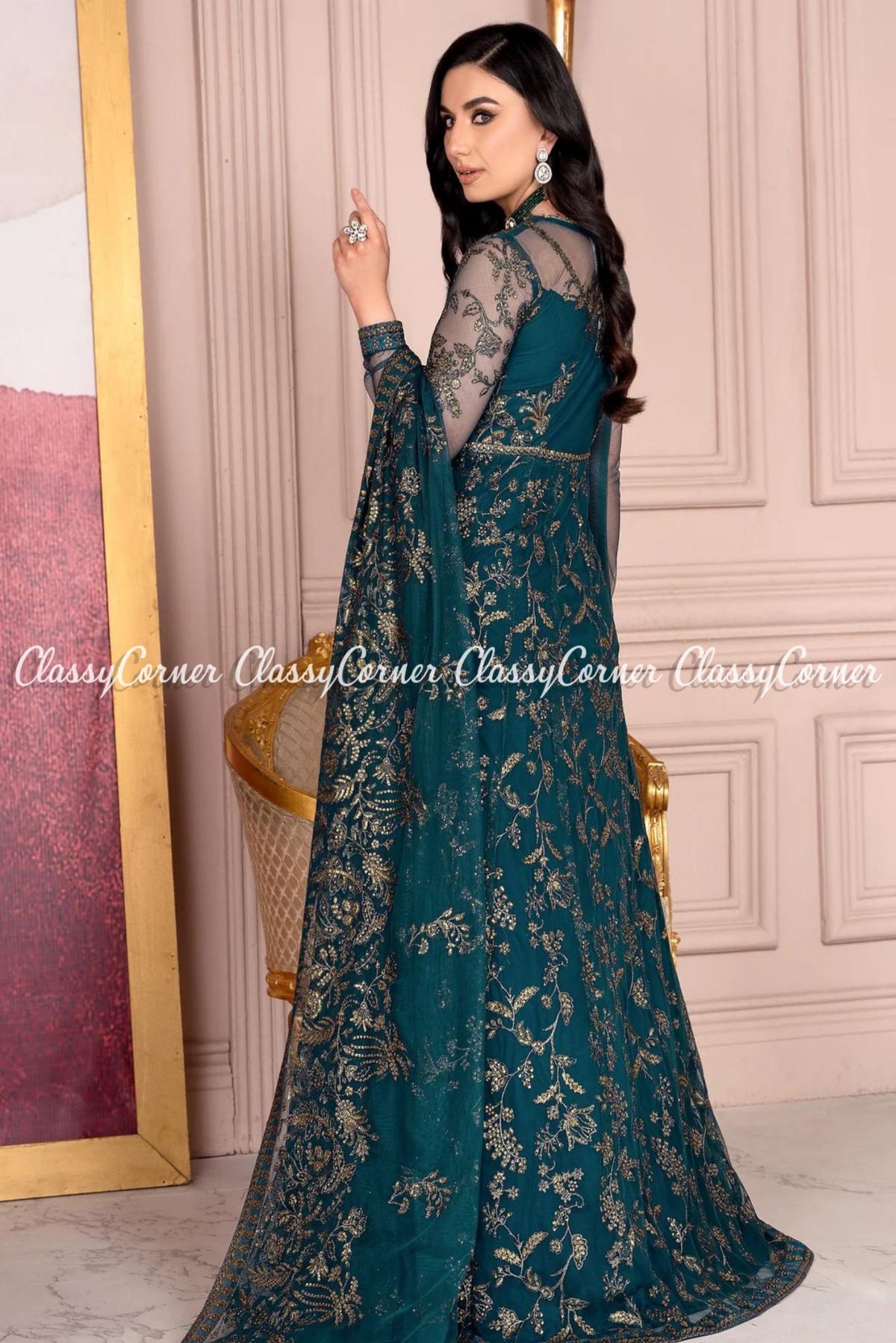 Pakistani wedding fashion for women